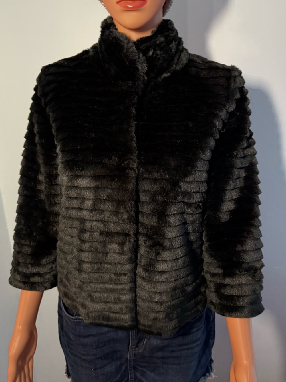 Express Black Faux Fur Ruffled Coat. Sz. S. 3\4 sleeves. Inside pocket.